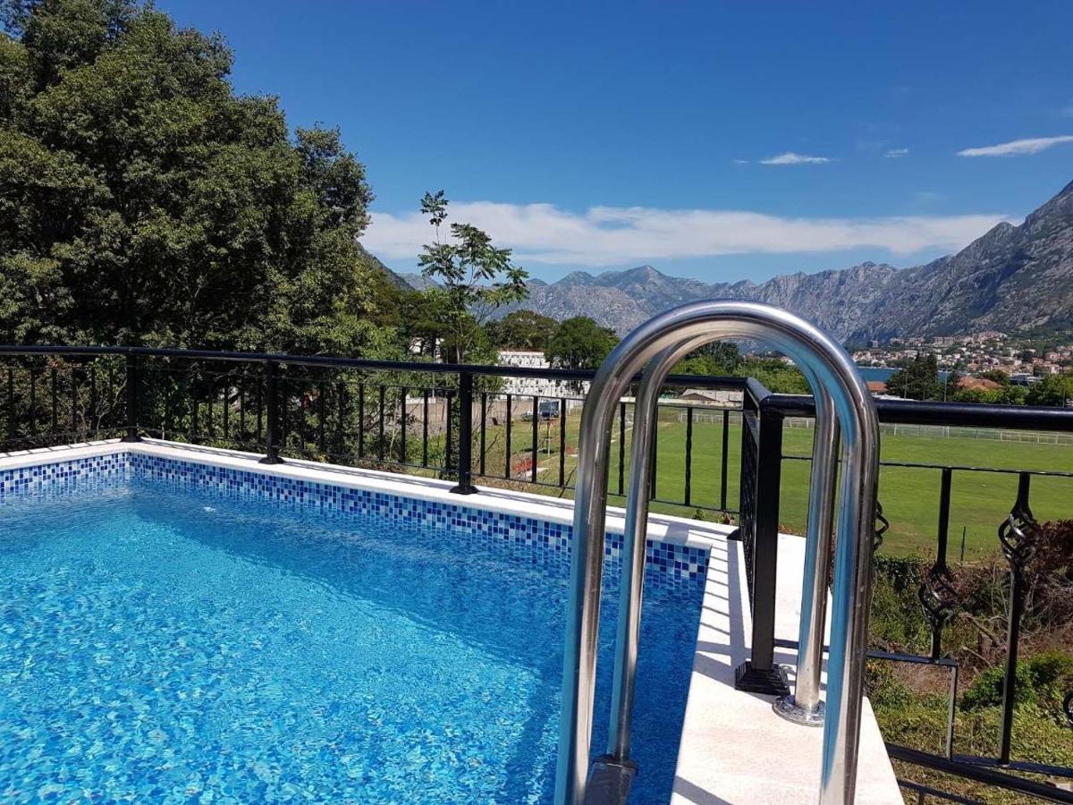 Sunshine Apartment With Private Pool And Parking コトル エクステリア 写真