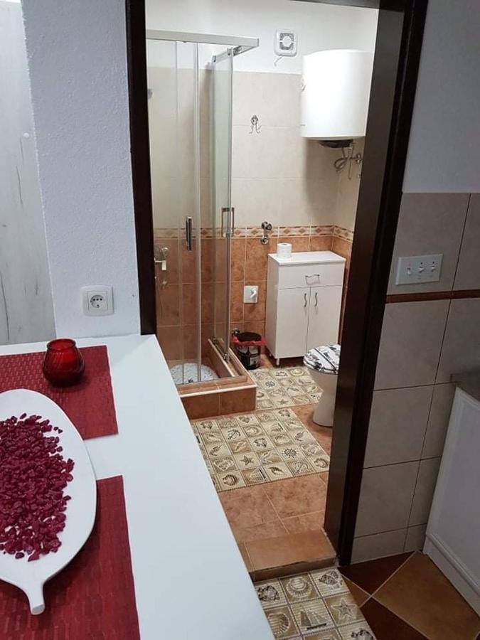 Sunshine Apartment With Private Pool And Parking コトル エクステリア 写真