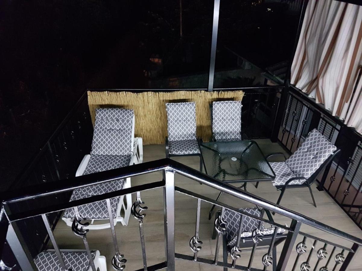 Sunshine Apartment With Private Pool And Parking コトル エクステリア 写真