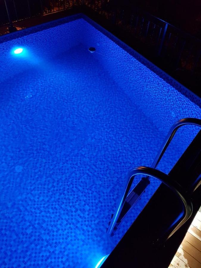 Sunshine Apartment With Private Pool And Parking コトル エクステリア 写真